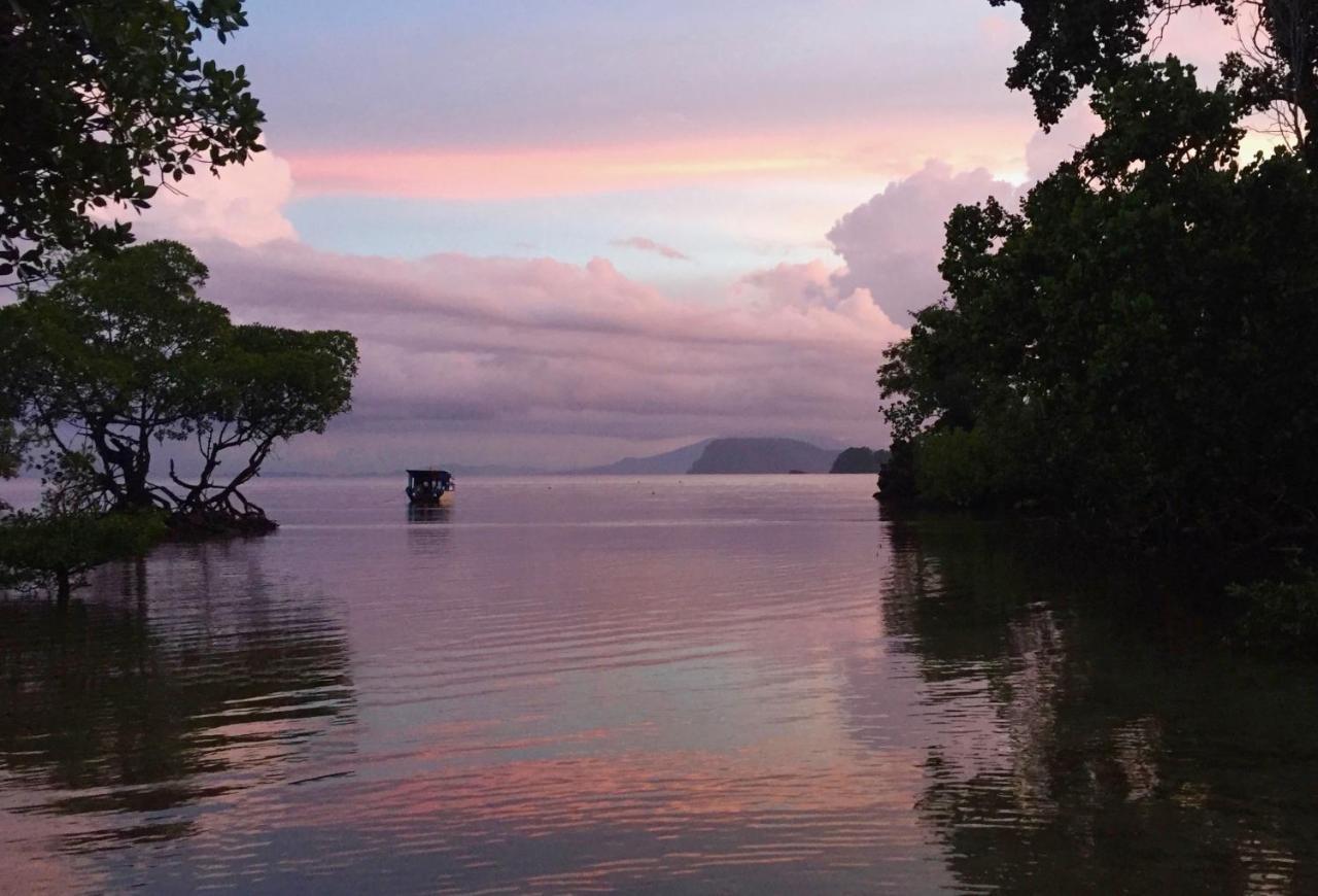 Nomad Divers Bangka Likupang Екстер'єр фото
